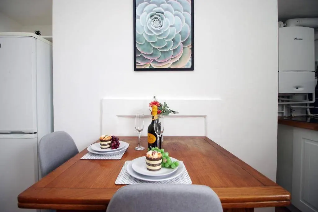 Summerlays By Mia Living 2 Bedroom Apartment In The Centre Of Bath 0*,